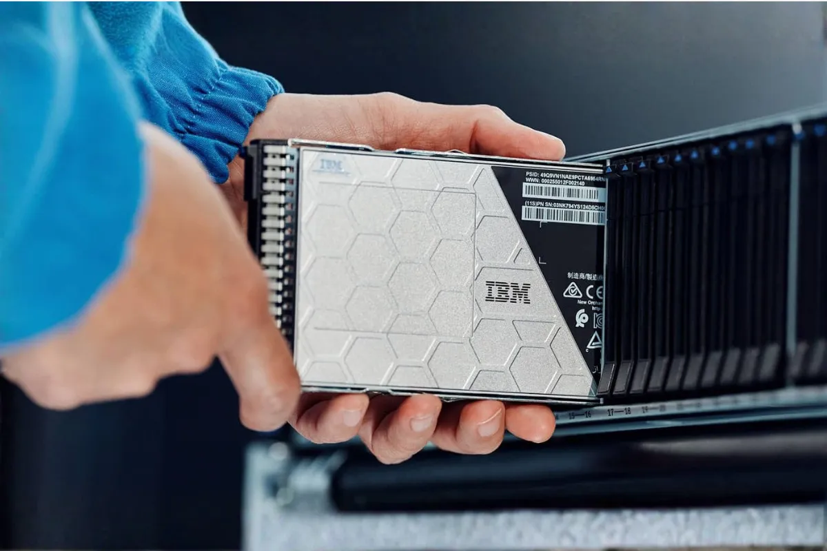 IBM FlashSystem